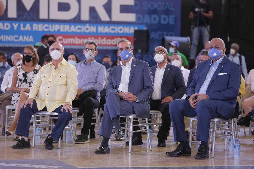 Foto de Luis Hipolito y Roberto