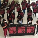 manifestantes en santiago piden rechazar proyecto que busca entrega 30 fondos afp