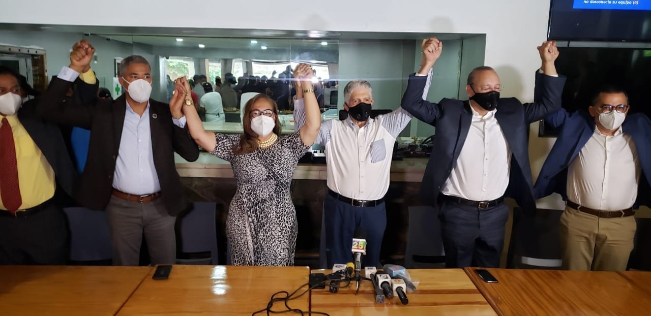 6AA647B4 2B27 4D04 9425 0F61377C7CD6