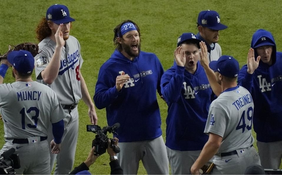 dodgers busca septimo titulo historia