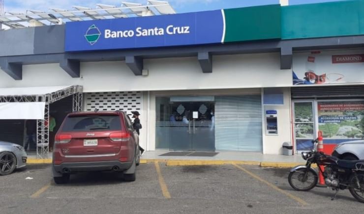 asaltan banco santa cruz 5faef6fb275b8