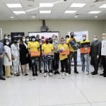 Participantes y autoridades