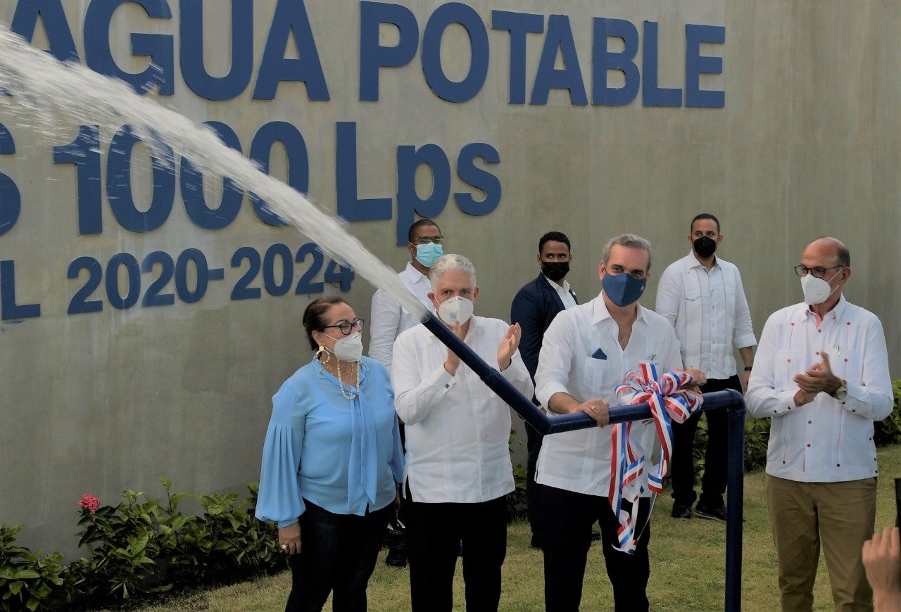 Presidente Luis Abinader apertura llave