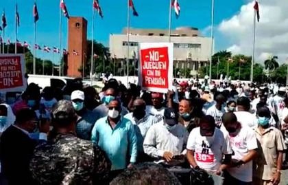 4294EA37 B849 415E 9C18 2089B64F0668