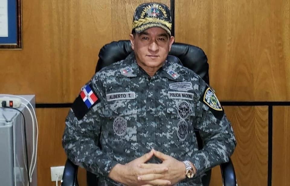 9DBDBA27 C180 43DC A14B F5F22AC6846D