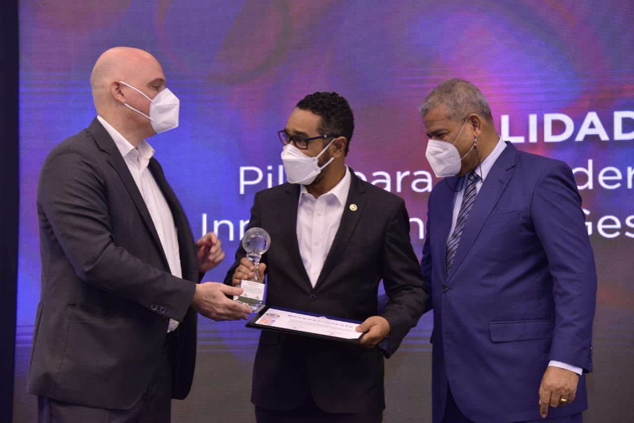 61EA35D9 F844 43A4 A274 49343FB43BFD