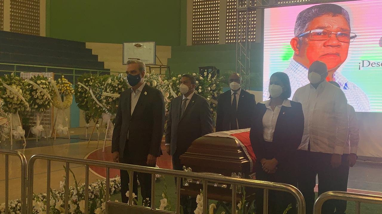 1284430A 7599 4A40 8BD0 A449C42E5D34