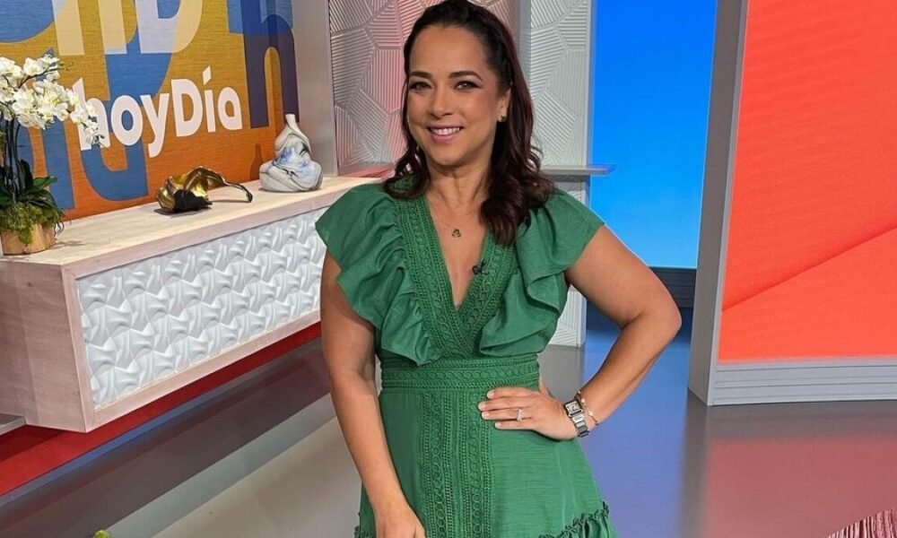 Adamari Lopez