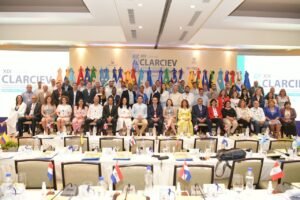 Miembros del CLARCIEV concluyen identidad y registro civil son columna vertebral para el acceso a los derechos 1 Delegados de paises participantes en el XIX ENCUENTRO DEL CLARCIEV