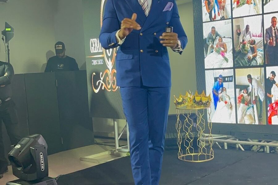 652B6984 FDF7 4642 B226 84B8DE644890