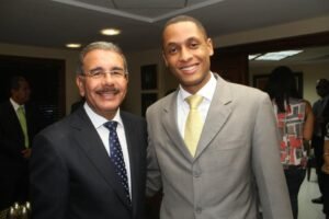 Danilo Medina y Ariel Contreras