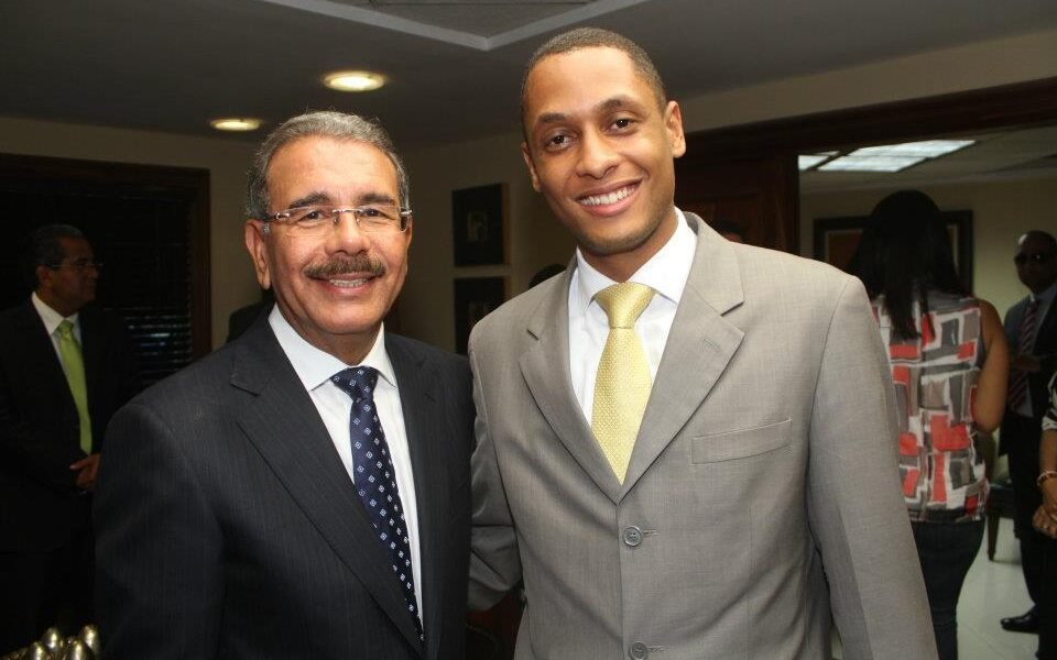 Danilo Medina y Ariel Contreras