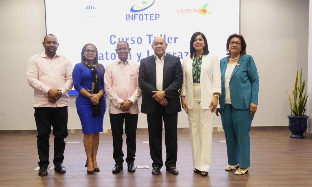 Inicio de la Capacitacion Oratoria y Liderazgo dirigida a mujeres municipalistas