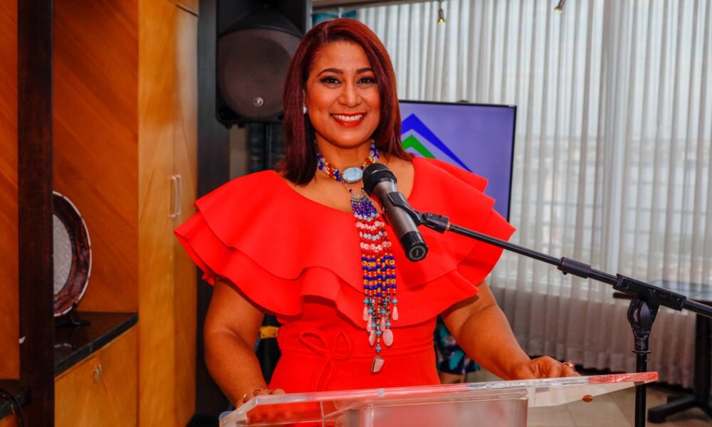 1. Yenny Polanco Lovera candidata a un segundo periodo en la presidencia de Adompretur.