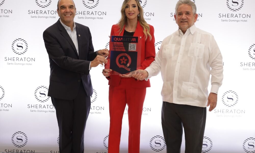 Cesar A. Oliva Paula Lama y Roberto Henriquez