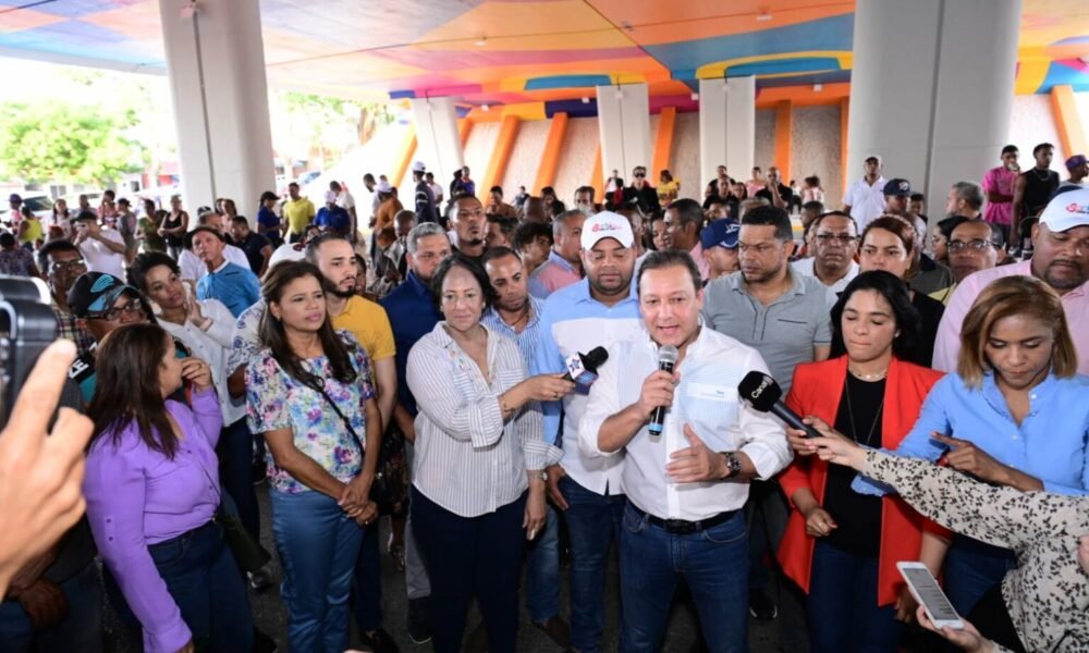 Abel Martinez en inauguracion bulevar Pueblo Nuevo 1536x1024 1