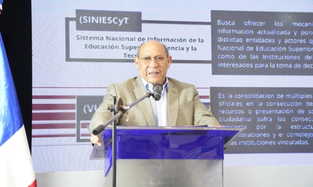 Rafael Santos Badia director general del INFOTEP