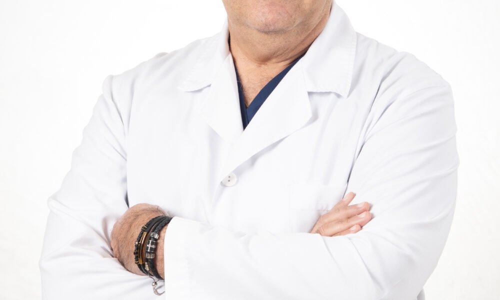 Carlos Nunez alergologo de Hospiten Santo Domingo