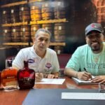 Diego Pesqueira Asociacion de Baloncesto del Distrito Nacional y Vincent Carmona embajador de marca de Ron Barcelo