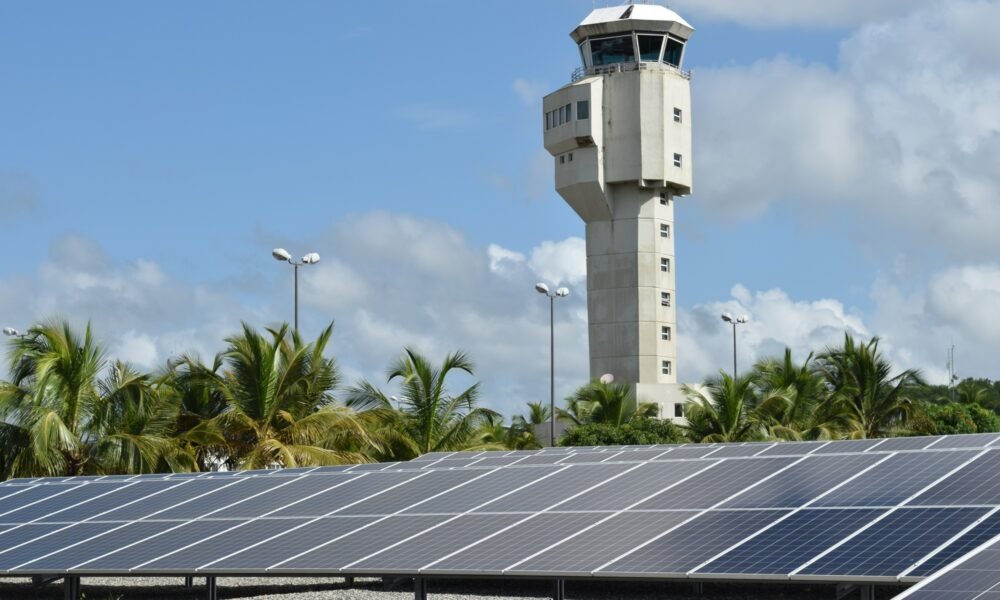 Paneles Solares Aerodom