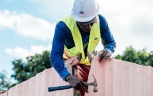 MIVED avanza operativos de reconstruccion de viviendas afectadas por disturbio tropical 3