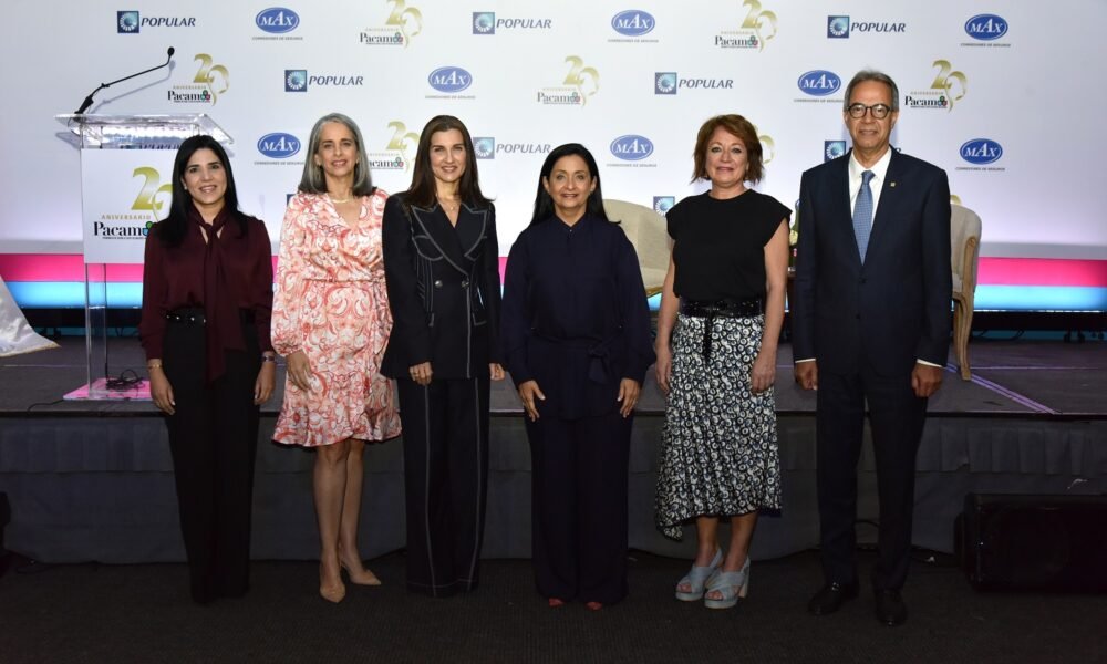 Mariel Bera Yanira Lara Maria Rojas Soraya Lara Rocio Ramos Paul y Jose Marmol