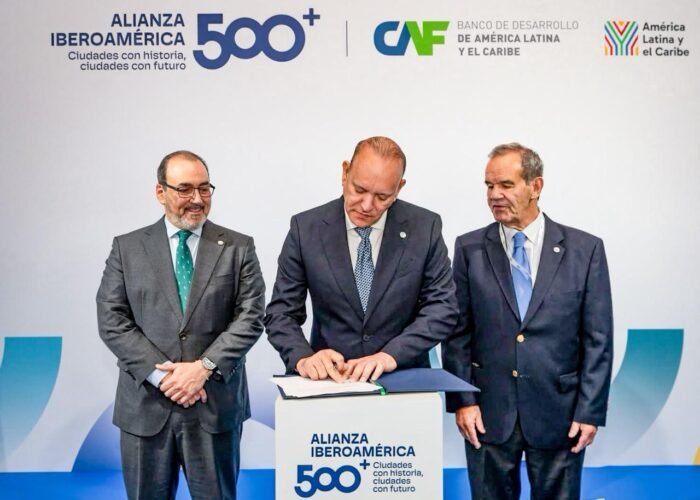 Alcalde Ulises Rodriguez Lleva a Santiago al II Encuentro de Ciudades Iberoamericanas en Madrid 1